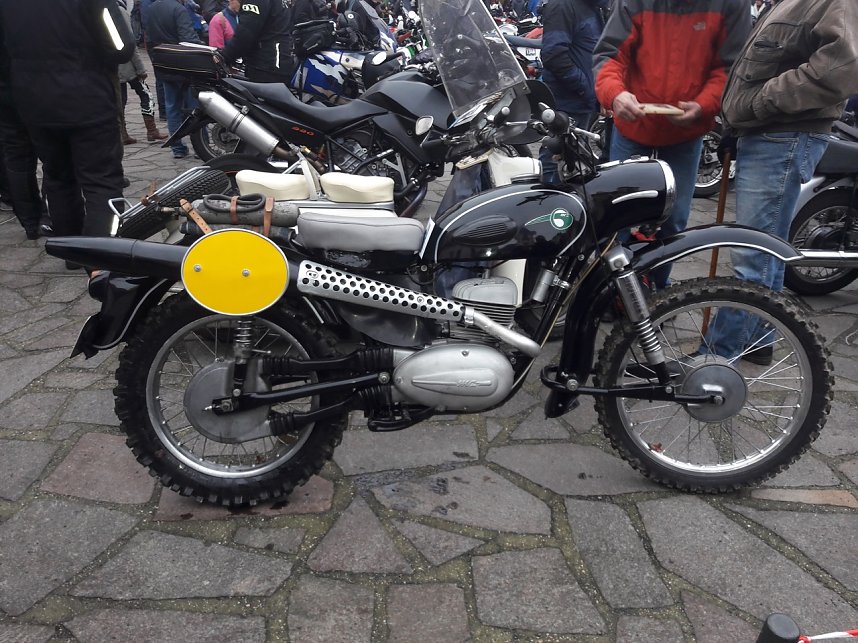 Motorradfahrertreffen in Heringen