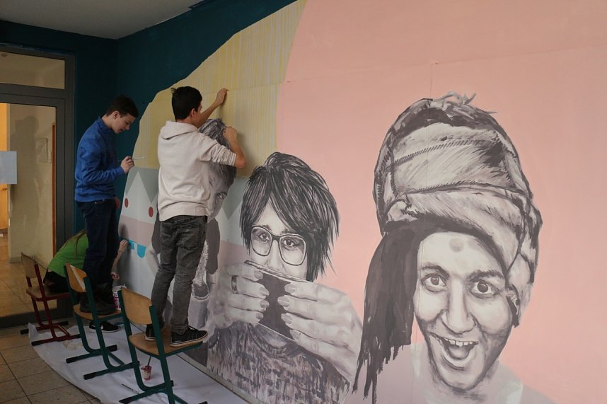 Selfiekunst die bleibt - Kunstaktion an der K&auml;the-Kollwitz-Regelschule Nordhausen