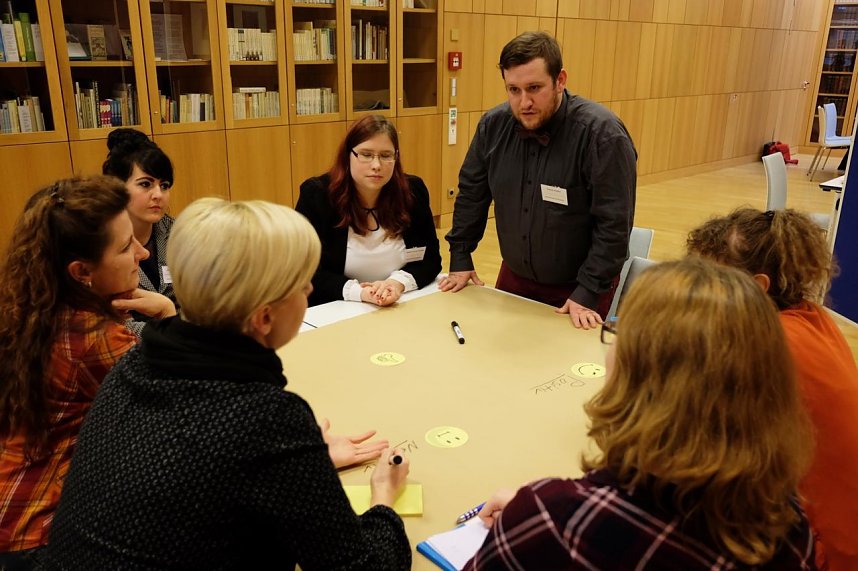 Studierende der Hochschule Nordhausen trainieren ihre sozialen Kompetenzen
