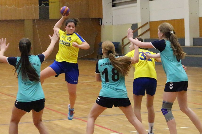 Vom weiblichen Handballnachwuchs des Nordh&auml;user SV