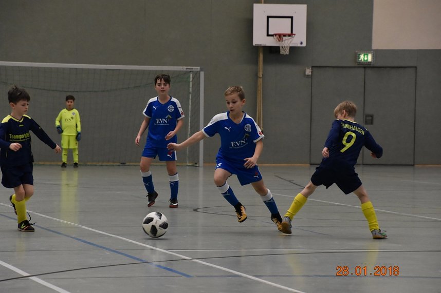 E1 Siegreich beim Hallencup