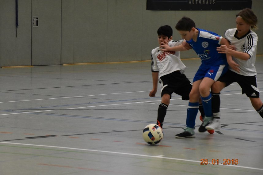 E1 Siegreich beim Hallencup