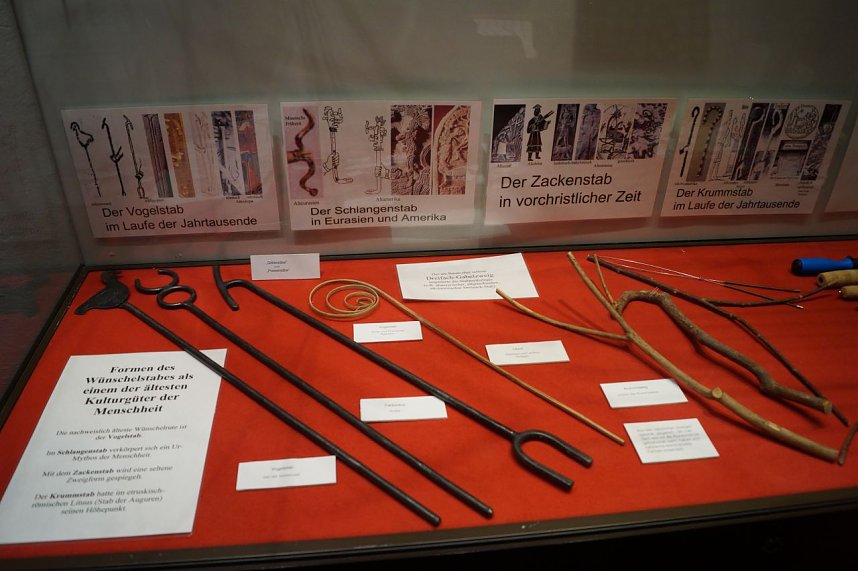 Vernissage er&ouml;ffnet - W&uuml;nschelrute