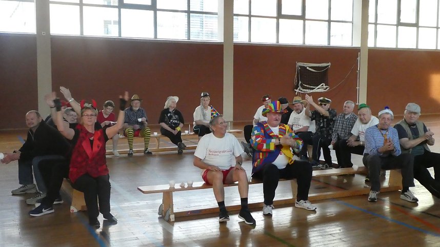 Herzsportgruppe feierte Rosenmontag