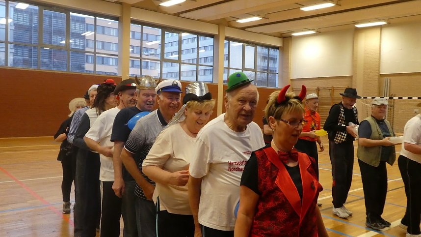 Herzsportgruppe feierte Rosenmontag