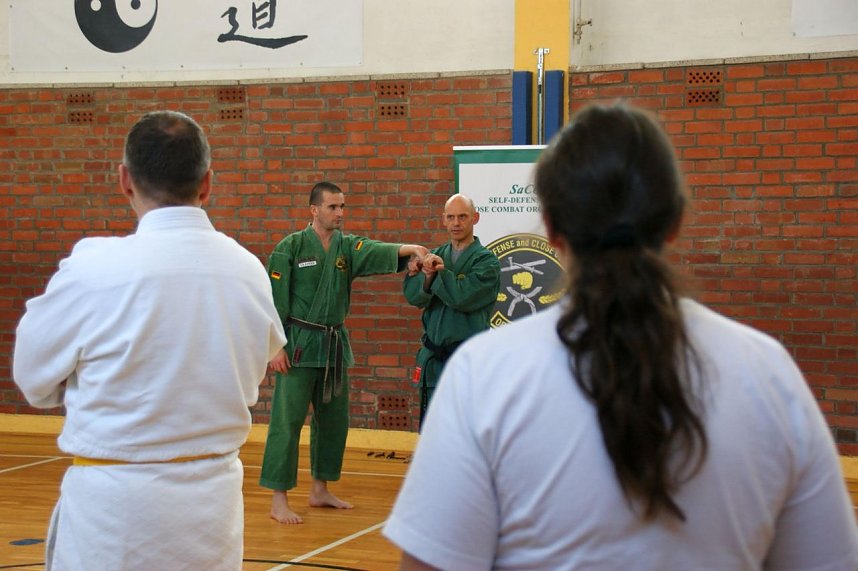 Selbstverteidigung - zur Not mit dem Kochl&ouml;ffel