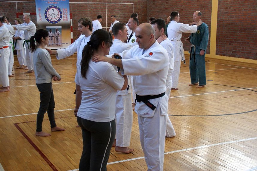 Selbstverteidigung - zur Not mit dem Kochl&ouml;ffel