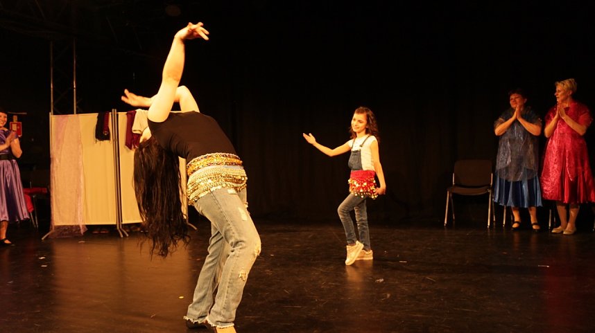 Tanztheater zum Weltfrauentag