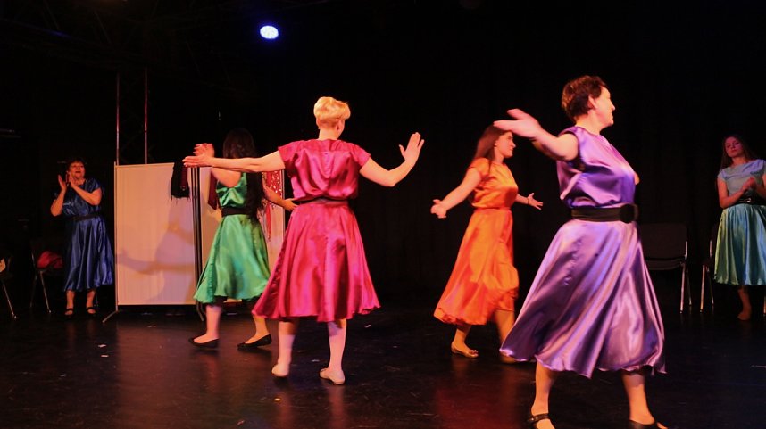 Tanztheater zum Weltfrauentag