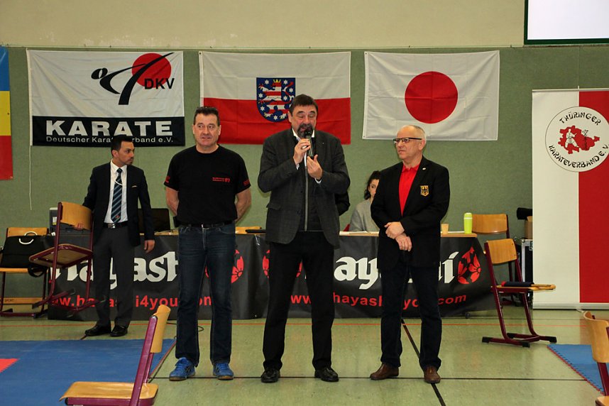 Karatemeisterschaften mit gutem Start