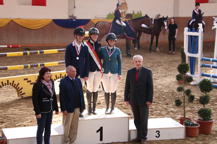 Hoffest und Reitturnier in Wollersleben