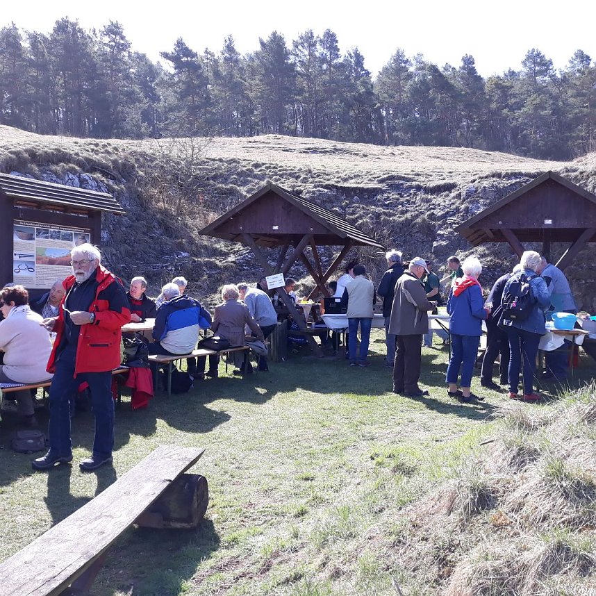 Fr&uuml;hjahrswanderung in Auleben