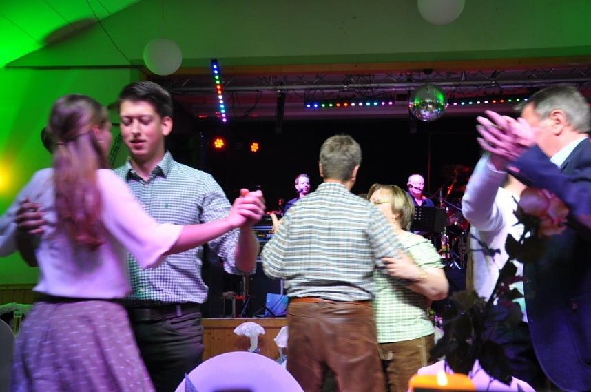 Kreisj&auml;gerschaft lud zum Ballabend