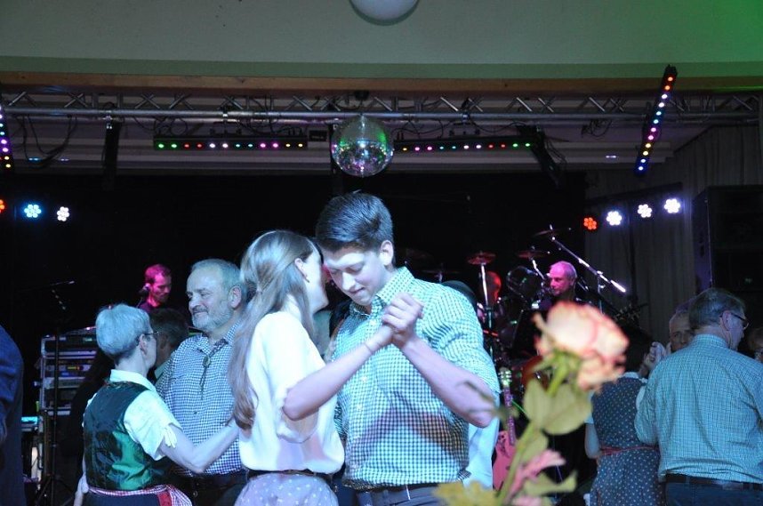 Kreisj&auml;gerschaft lud zum Ballabend