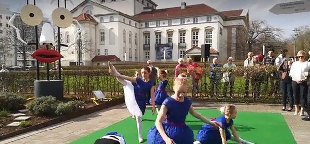 Die Eleven des Tanzstudio Radeva auf der 10. Nordth&uuml;ringer Kulturnacht