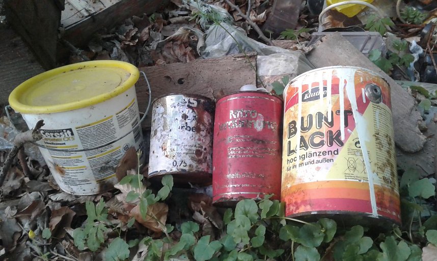 Bei Fronderode: Verm&uuml;llt und zerfahren