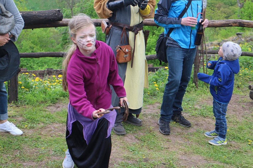 KInderwalpurgis auf der Ebersburg