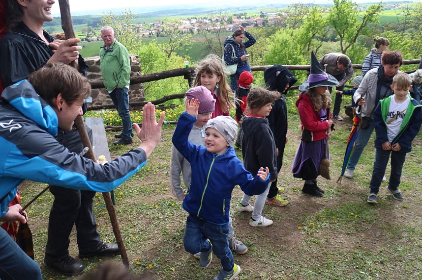 KInderwalpurgis auf der Ebersburg