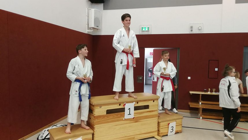 Siege und Pl&auml;tze beim Unstrut-Pokal im Karate