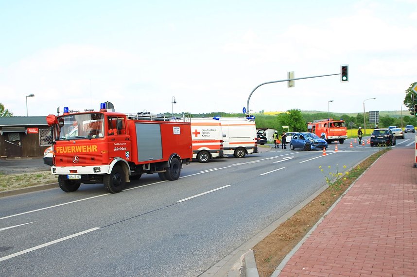 F&uuml;nf Verletzte bei Unfall in Kleinfurra