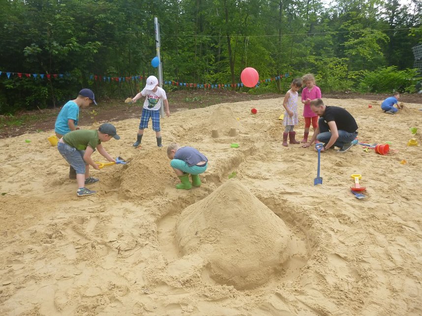 S&uuml;lzhayner Sandkastenspiele