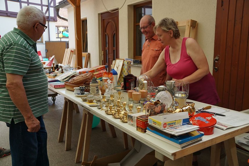 Garagenflohmarkt in Niedersachswerfen