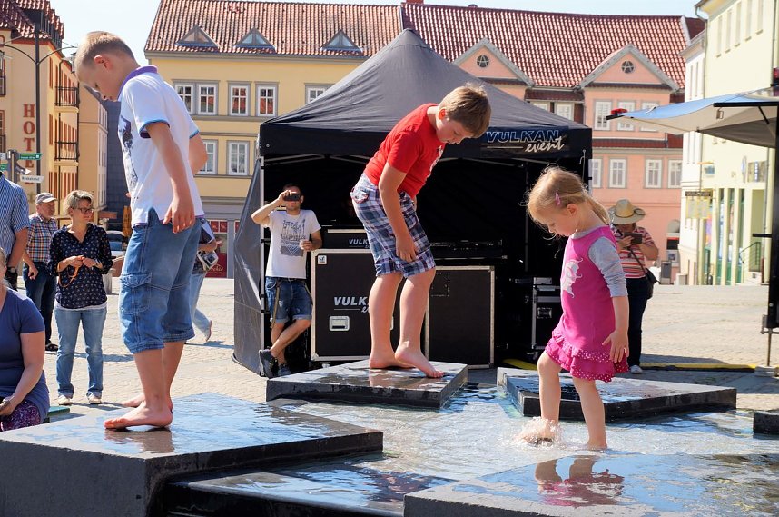 Viele Auftritte f&uuml;r Radevas Tanzeleven