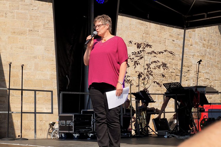 Viele Auftritte f&uuml;r Radevas Tanzeleven