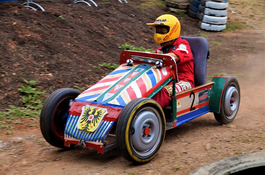 Qualmende Reifen und jede Menge Spa&szlig;