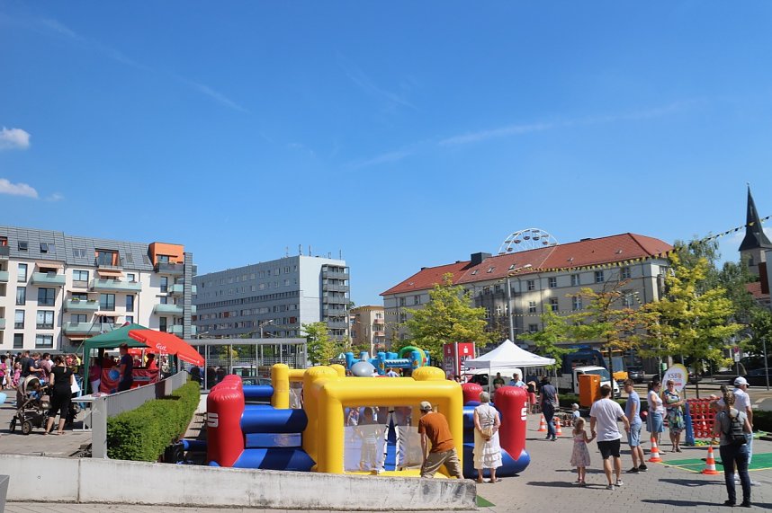 Knax-Kinderfest auf dem Parkplatz der Kreissparkasse Nordhausen