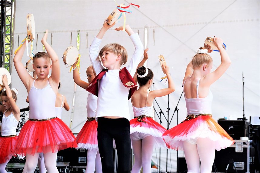 Tanzstudio Radeva beim Rolandsfest 2018