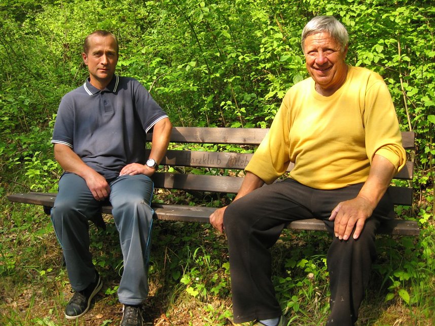 Neue B&auml;nke f&uuml;r Auleben