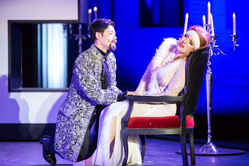 La traviata mit glanzvoller Premiere