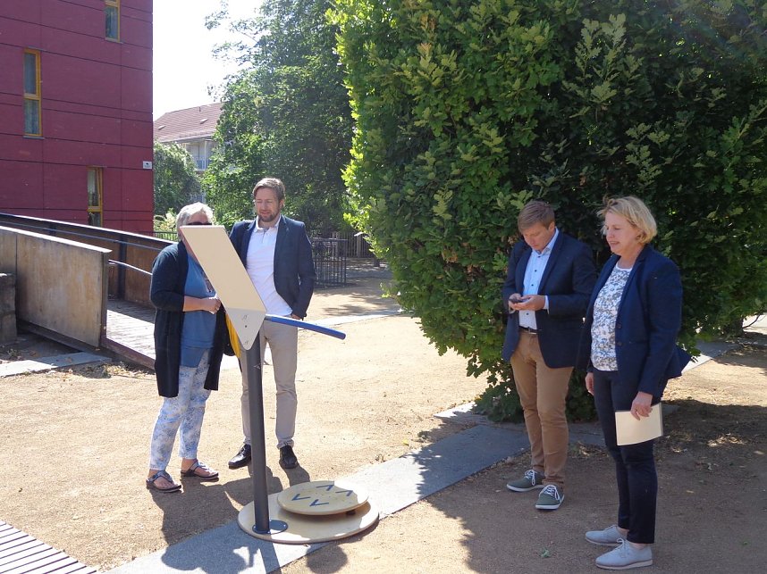 Sitzen auf dem Lesserplatz