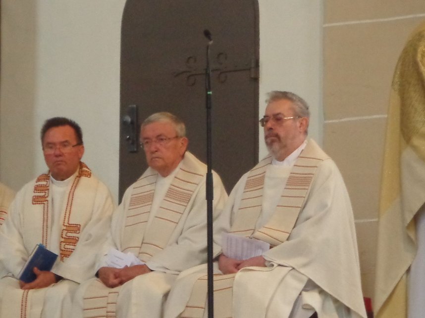 Festliches Hochamt mit Bischof Neymeyr im Nordh&auml;user Dom