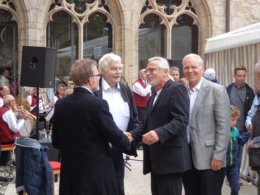 Festliches Hochamt mit Bischof Neymeyr im Nordh&auml;user Dom