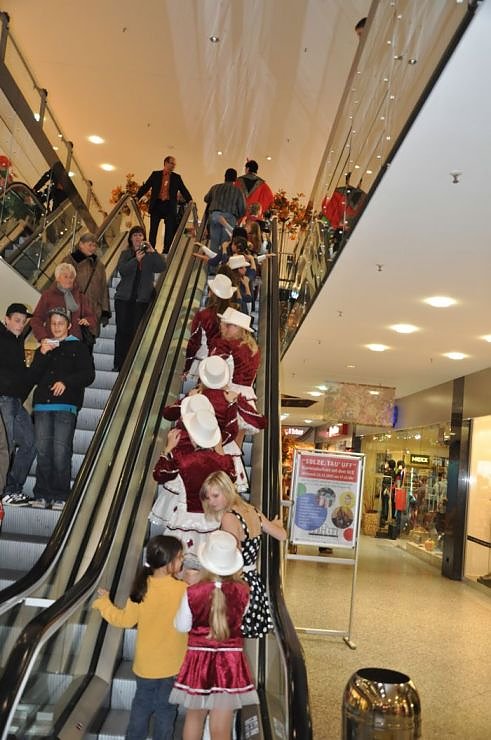 Karneval in der Galerie
