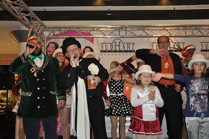 Karneval in der Galerie