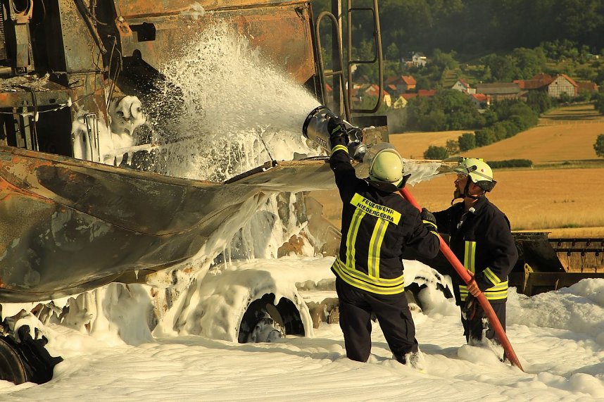 M&auml;hdrescher brannte aus