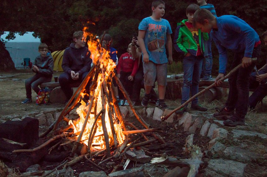 Zeltlager und Wettbewerbe im Ferienpark