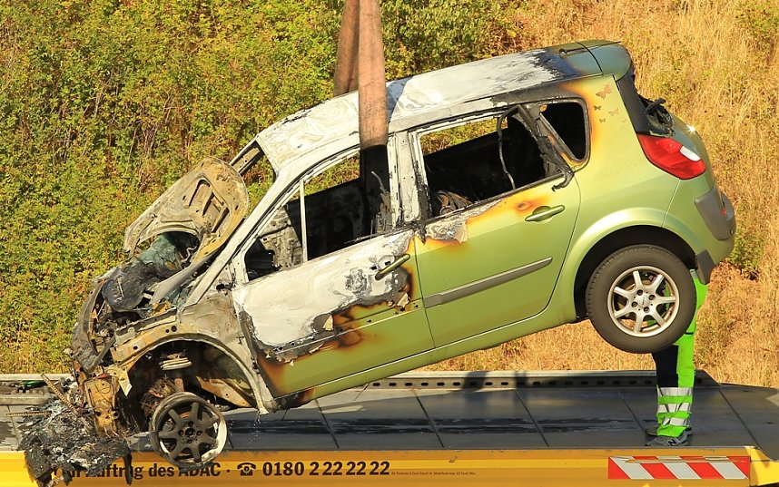 Feuerwehren im Einsatz auf der A38