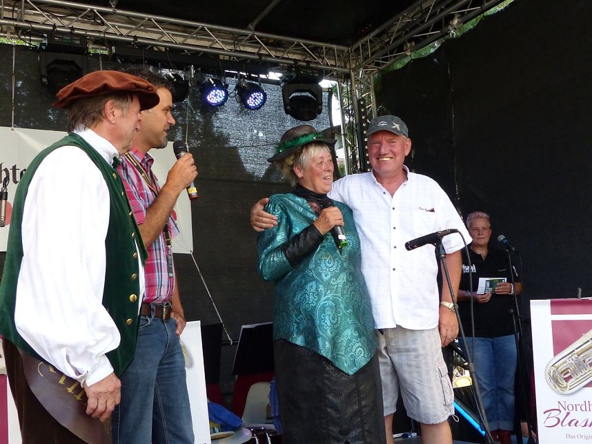 Das 24. Altstadtfest ist er&ouml;ffnet