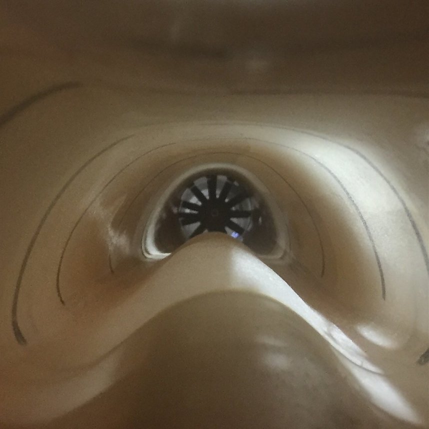 So entsteht das Modell der Fiat G91 - Der Einbau des Antriebs im Luftkanal