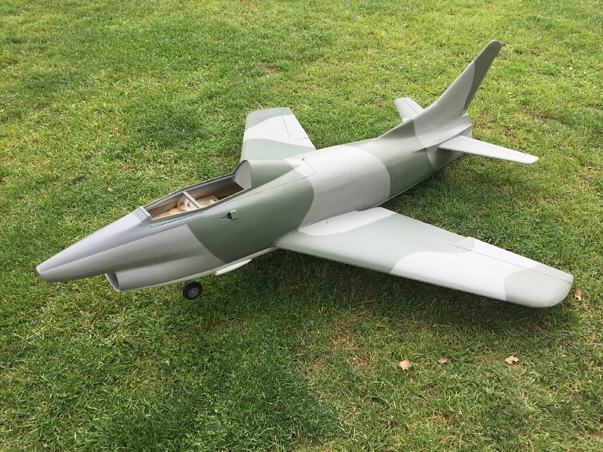 So entsteht das Modell der Fiat G91 - Die Tarn Lackierung
