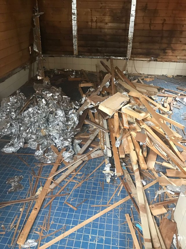 Blockhaussauna mit Versp&auml;tung