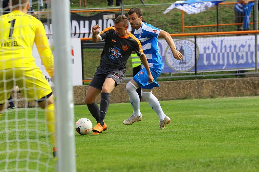 Entscheidung im Elfmeter-Schie&szlig;en