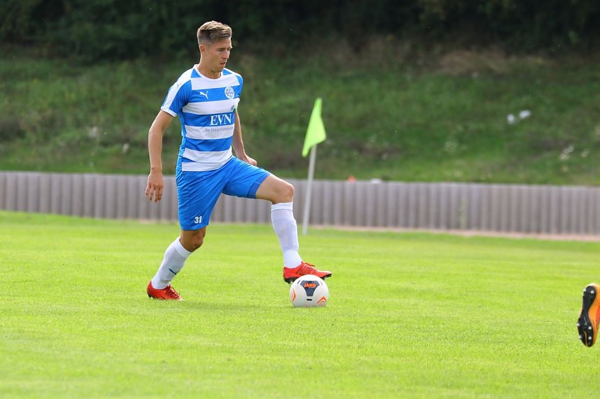 Entscheidung im Elfmeter-Schie&szlig;en