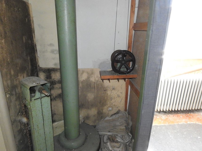 Erst Nazis, dann die SED