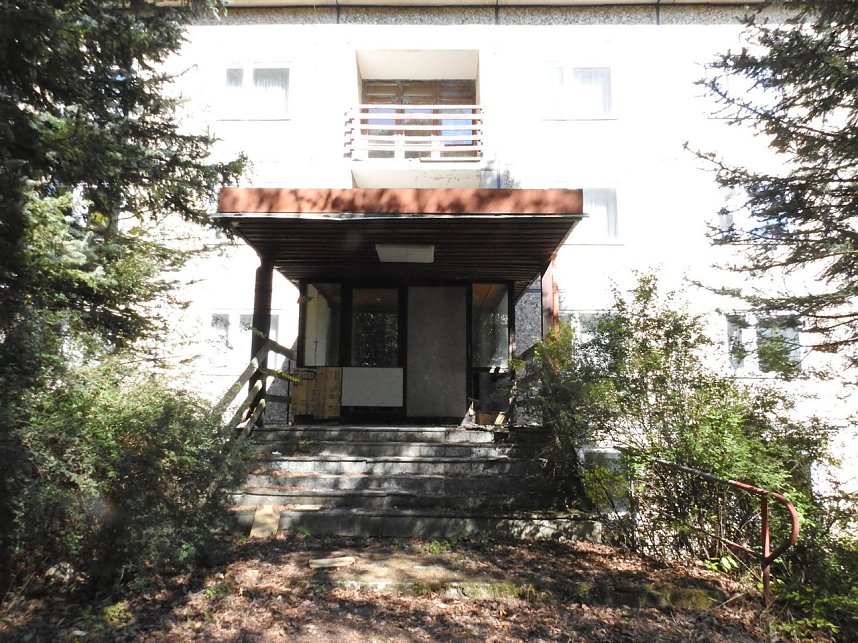 Erst Nazis, dann die SED