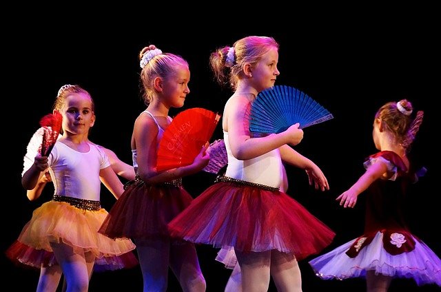 Tanzstudio Radeva beim Theaterfest